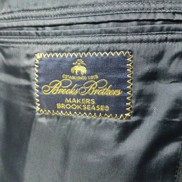 Brooks Brothers 1818 Brooksease 2 Button - Picture 6 of 9